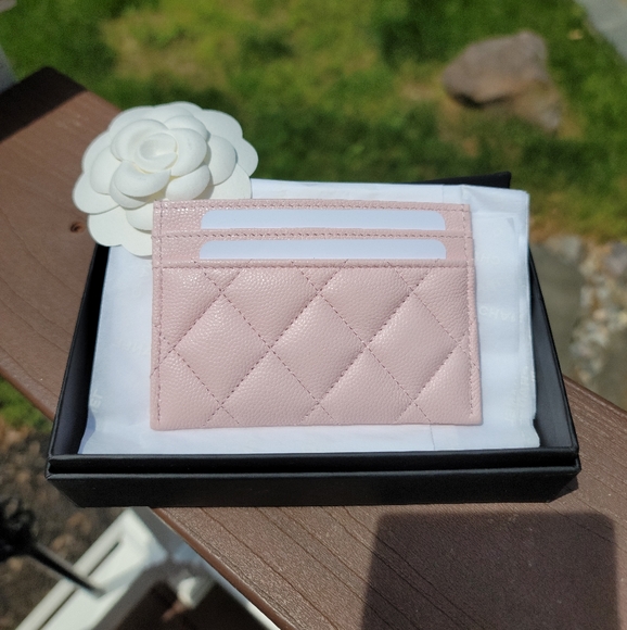 ❌️SOLD❌️ Chanel Pink Crystal ❤️ Cardholder Wallet - Picture 3 of 6